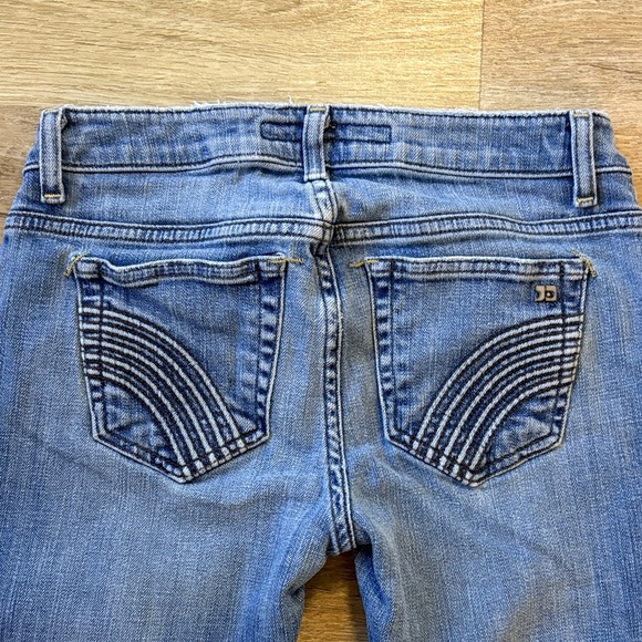Joe’s Jeans Classic Blue Women's Jeans - Picture 4 of 6